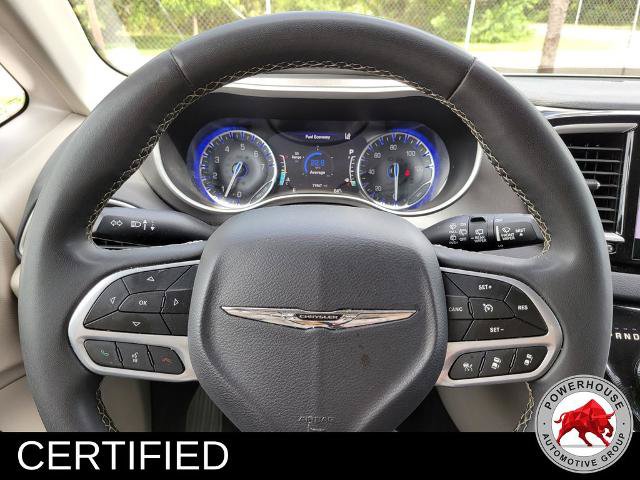 Used 2023 Chrysler Pacifica Touring-L FWD image 34