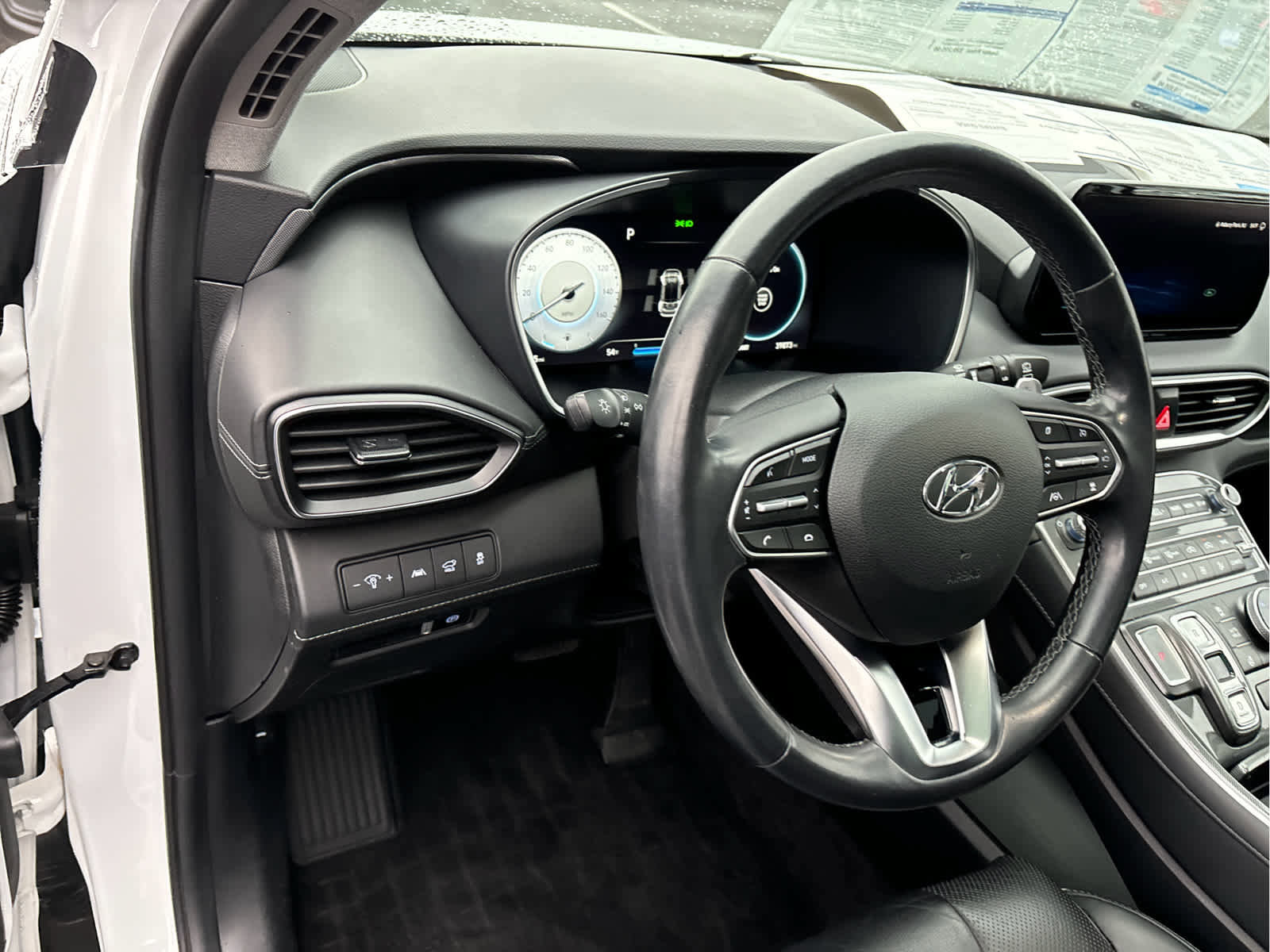 Used 2022 Hyundai Santa Fe Limited image 11