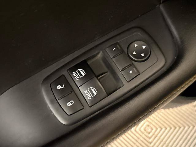 Used 2017 Dodge Challenger R/T Plus RWD image 17
