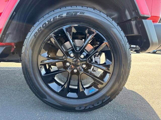 Used 2022 Jeep Wrangler Unlimited Sahara w/ Cold Weather Group AWD/4WD image 13