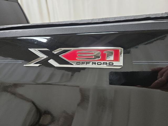 Used 2019 GMC Sierra 1500 SLT w/ SLT Convenience Package AWD/4WD image 35