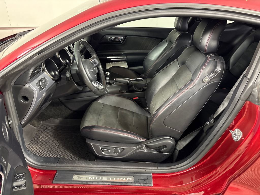 Certified 2017 Ford Mustang GT Premium image 31