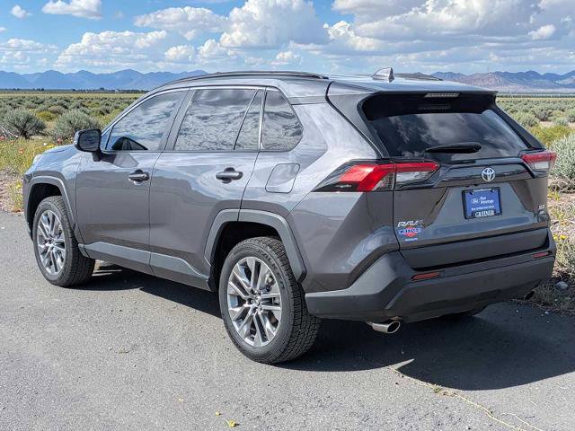 Used 2023 Toyota RAV4 XLE Premium AWD/4WD image 4