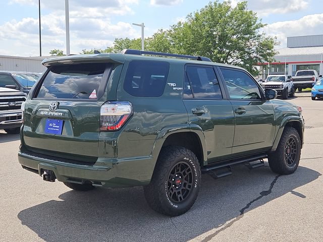 Used 2022 Toyota 4Runner TRD Sport AWD/4WD image 5