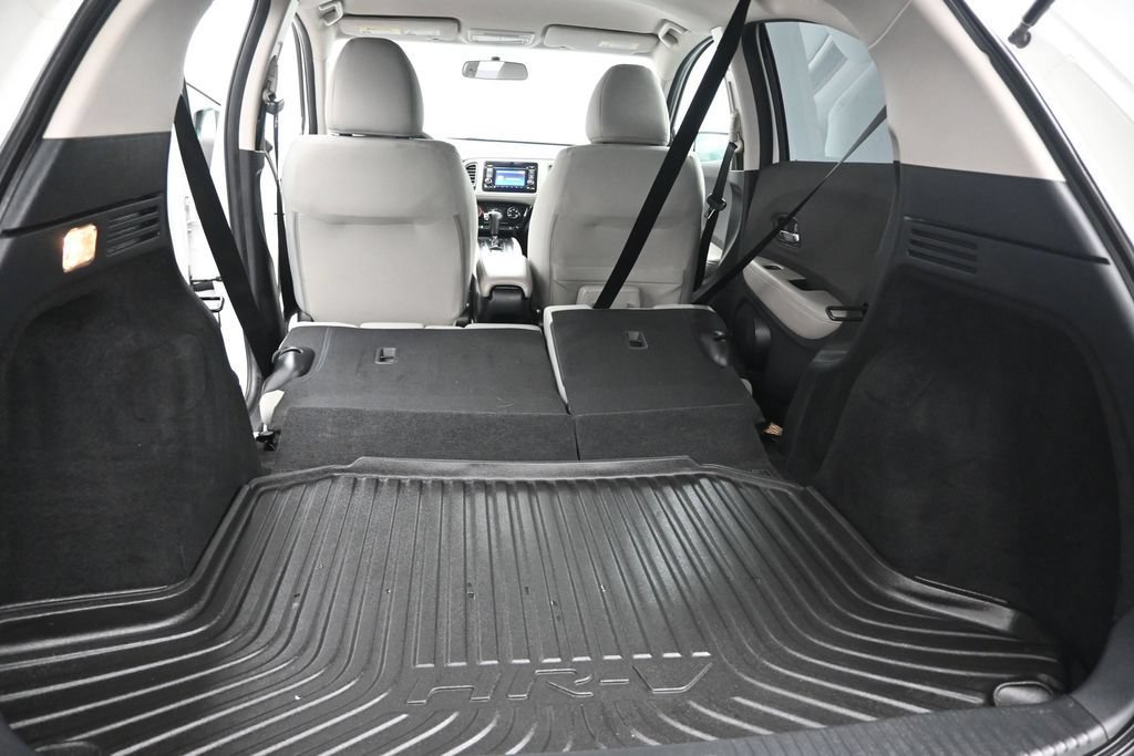 Used 2022 Honda HR-V LX image 19