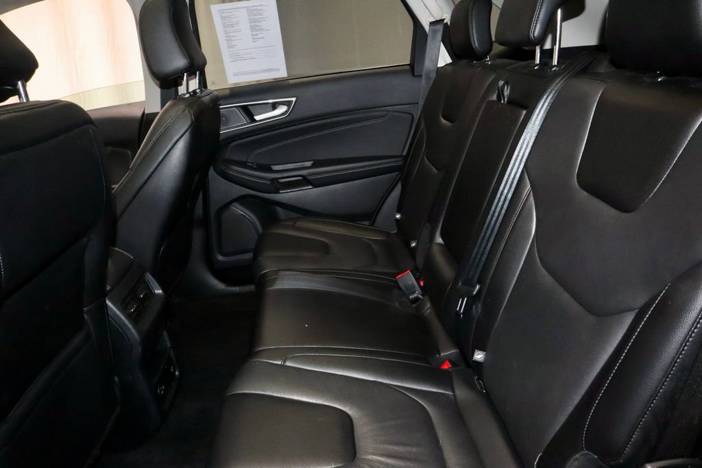 Certified 2022 Ford Edge Titanium w/ Class II Trailer Tow Package AWD/4WD image 21
