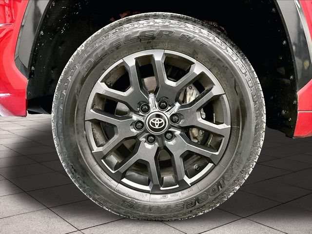Used 2025 Toyota Tundra Platinum AWD/4WD image 8