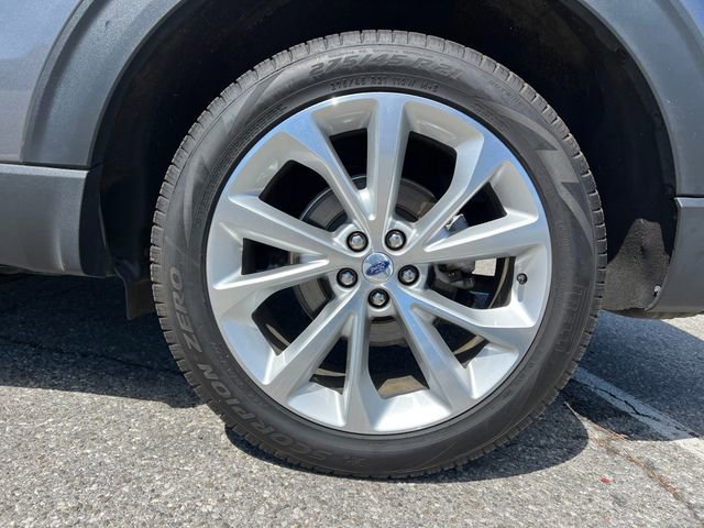 Certified 2023 Ford Explorer Platinum w/ Technology Package image 23