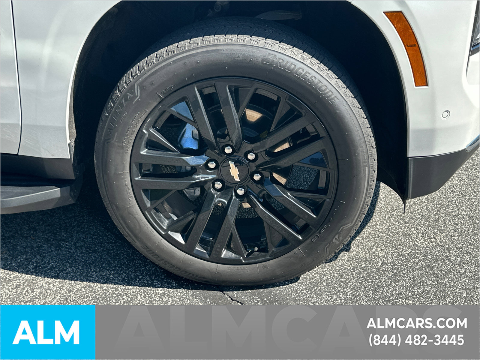 Used 2025 Chevrolet Tahoe Premier AWD/4WD image 14