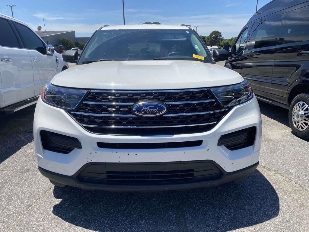 Certified 2024 Ford Explorer XLT RWD video 2
