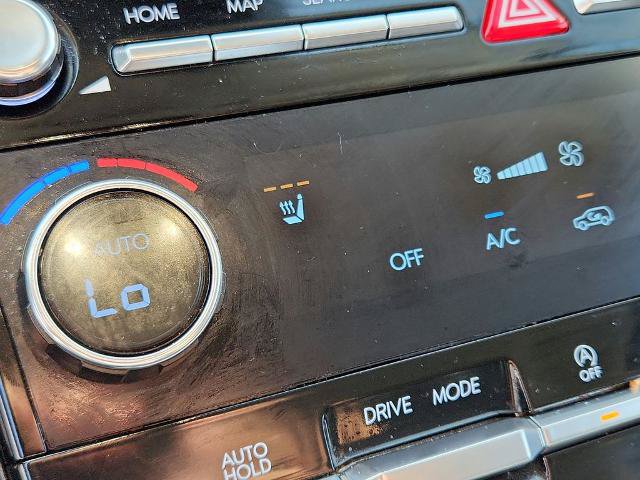 Used 2024 Hyundai Santa Fe SEL FWD image 16