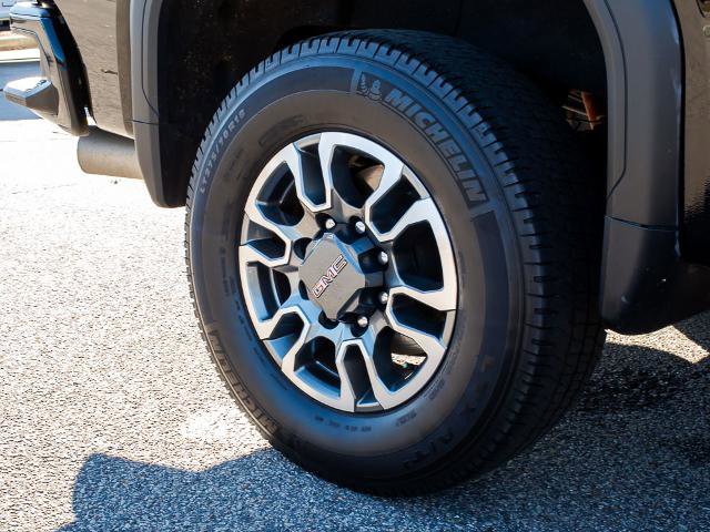 Used 2023 GMC Sierra 2500 AT4 w/ AT4 Preferred Package image 7