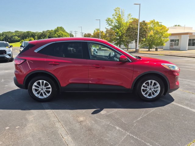 Certified 2020 Ford Escape SE FWD image 3
