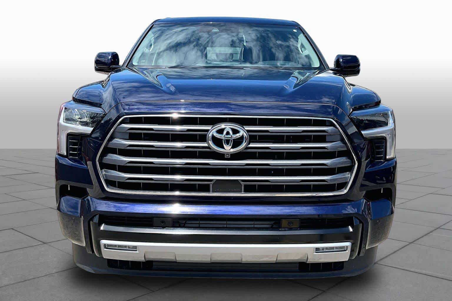 Used 2023 Toyota Sequoia Limited RWD image 4