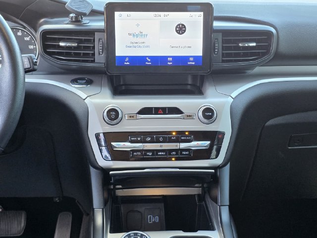 Certified 2023 Ford Explorer XLT RWD image 9