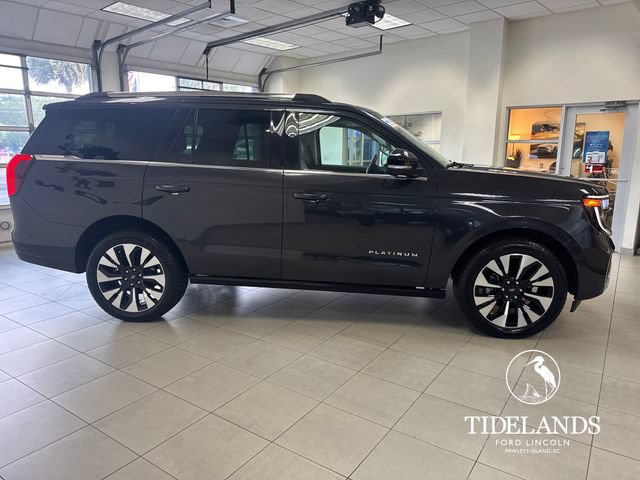 Certified 2025 Ford Expedition Platinum w/ Driver's Package AWD/4WD image 10