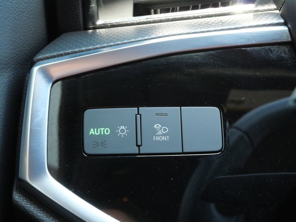 Used 2024 Audi Q3 2.0T Premium Plus AWD/4WD image 26