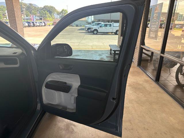 Certified 2025 Ford Maverick XLT w/ XLT Luxury Package FWD image 19