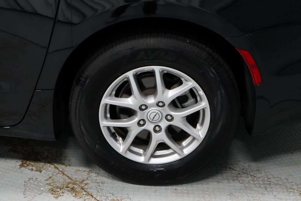 Used 2025 Chrysler Pacifica Select FWD image 18