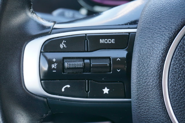 Used 2025 Kia Sportage EX w/ Premium Package FWD image 18