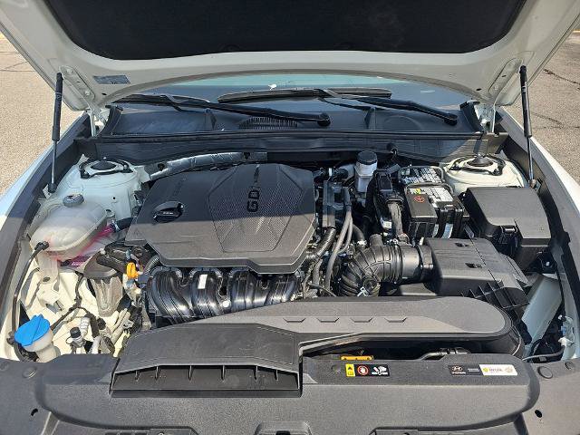 Used 2025 Hyundai Sonata SEL FWD image 30