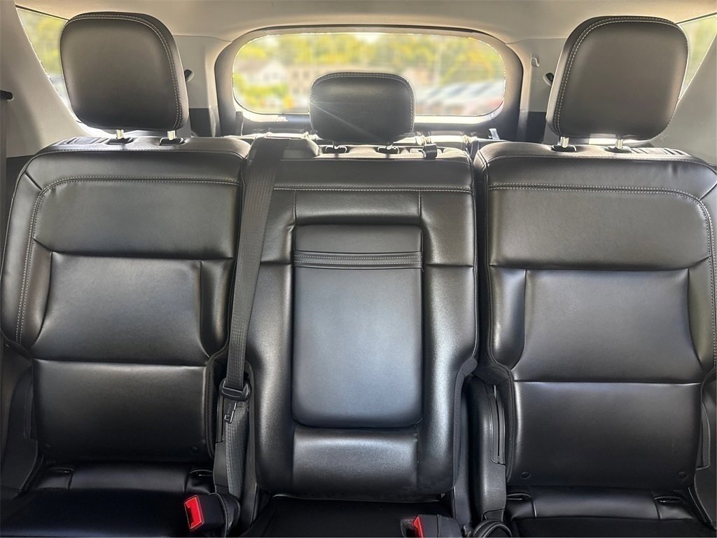 Certified 2023 Ford Explorer XLT w/ Equipment Group 202A image 17