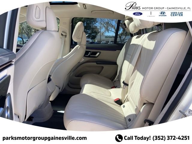 Used 2023 Mercedes-Benz EQS 450+ SUV image 13