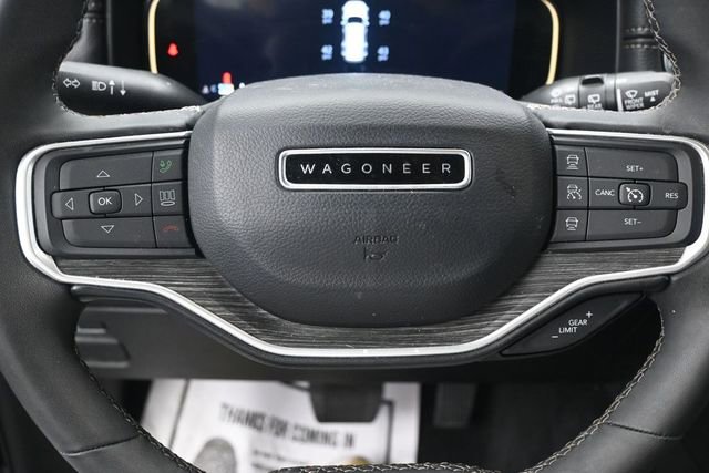 Used 2024 Jeep Wagoneer L Series II w/ Flexible Seating Group AWD/4WD image 10