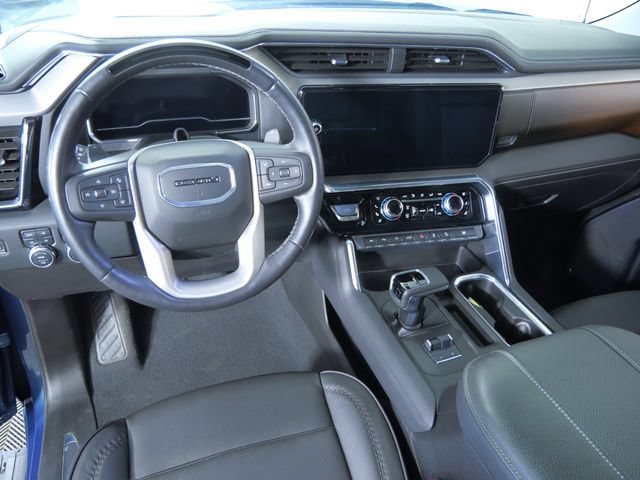 Used 2024 GMC Sierra 1500 Denali AWD/4WD image 3