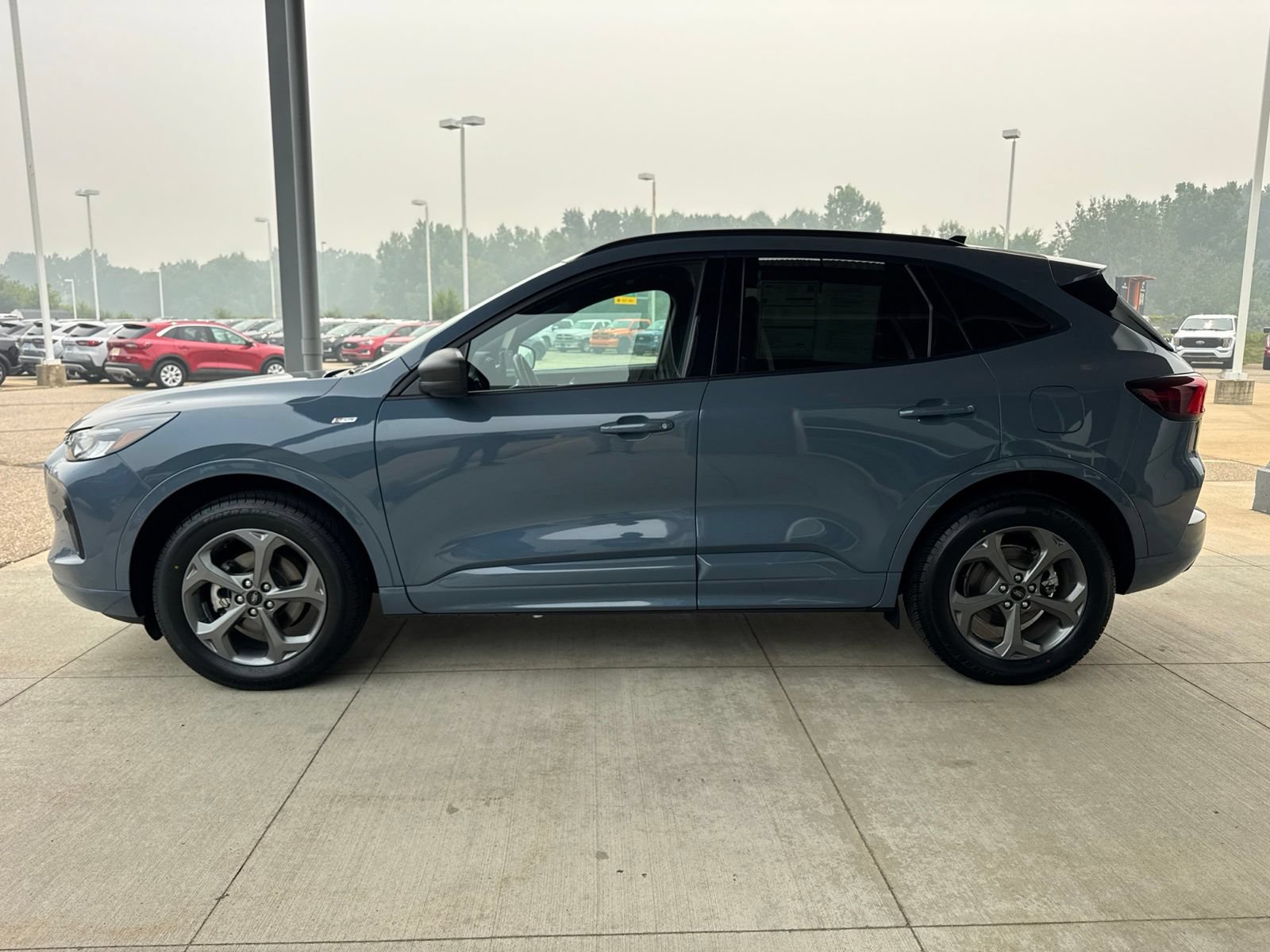 Certified 2024 Ford Escape ST-Line w/ Tech Pack #1 AWD/4WD image 4