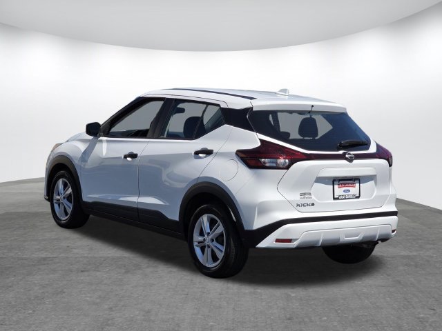 Used 2024 Nissan Kicks S FWD image 6
