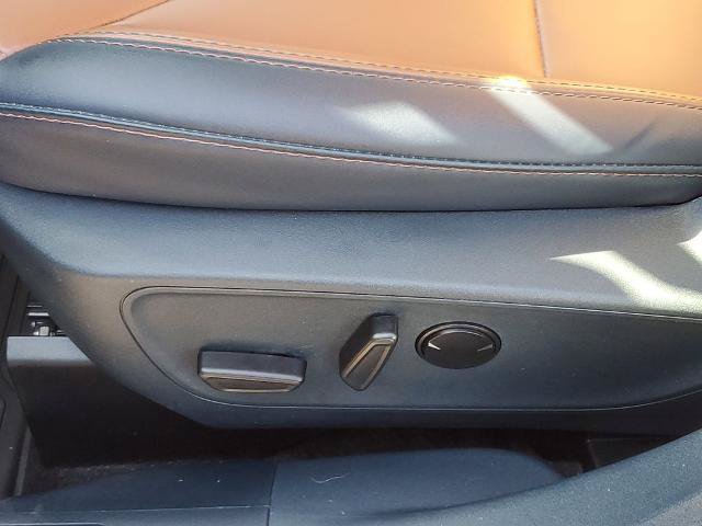 Certified 2024 Ford Maverick Lariat FWD image 6