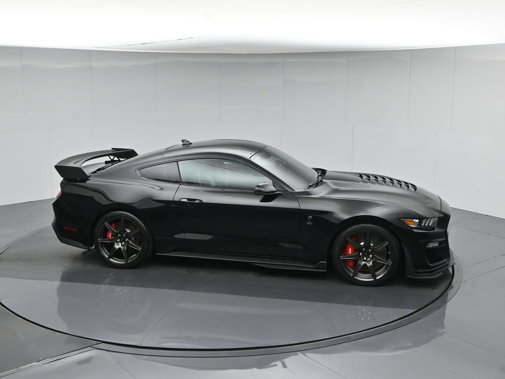 Certified 2022 Ford Mustang Shelby GT500 w/ Carbon Fiber Track Pack RWD image 56