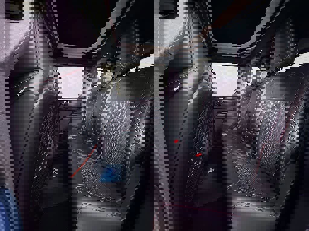 Certified 2025 Ford Bronco Raptor w/ Interior Carbon Fiber Pack image 17