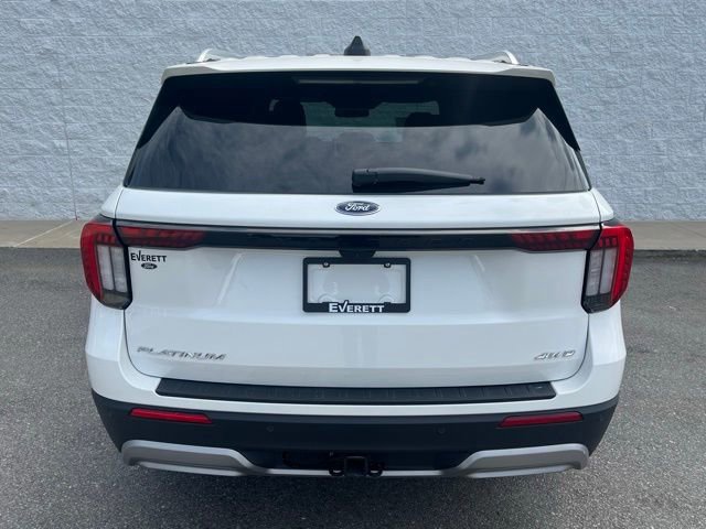 Certified 2025 Ford Explorer Platinum image 4