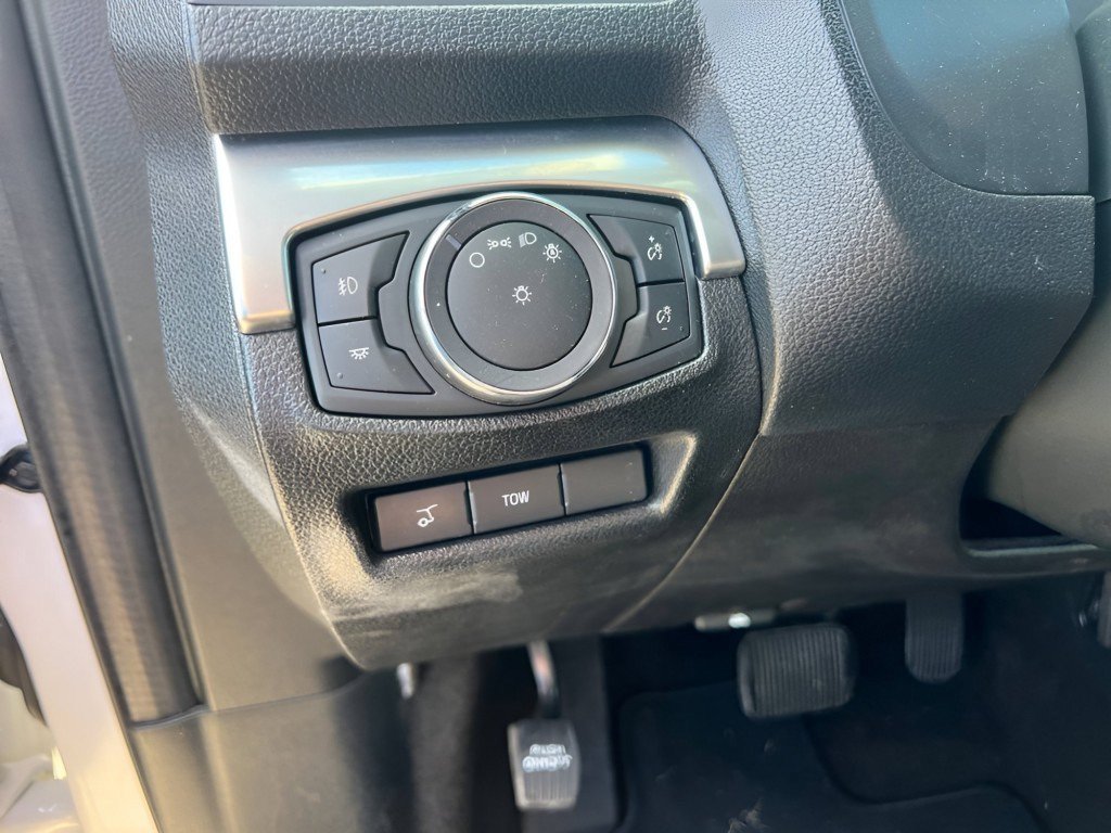 Certified 2018 Ford Explorer Sport w/ Ford Safe & Smart Package AWD/4WD image 22
