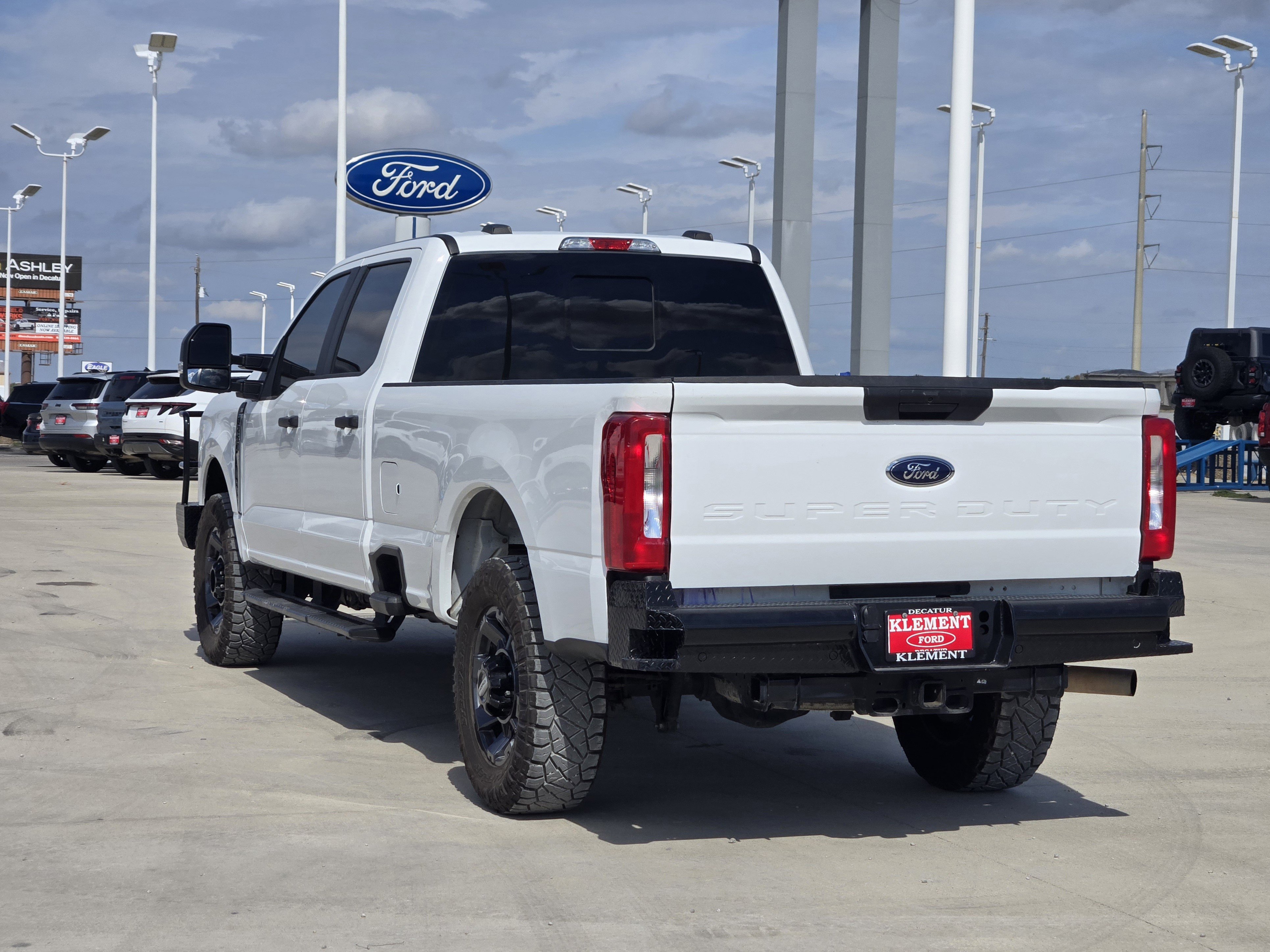 Certified 2024 Ford F250 XL w/ FX4 Off-Road Package AWD/4WD image 5