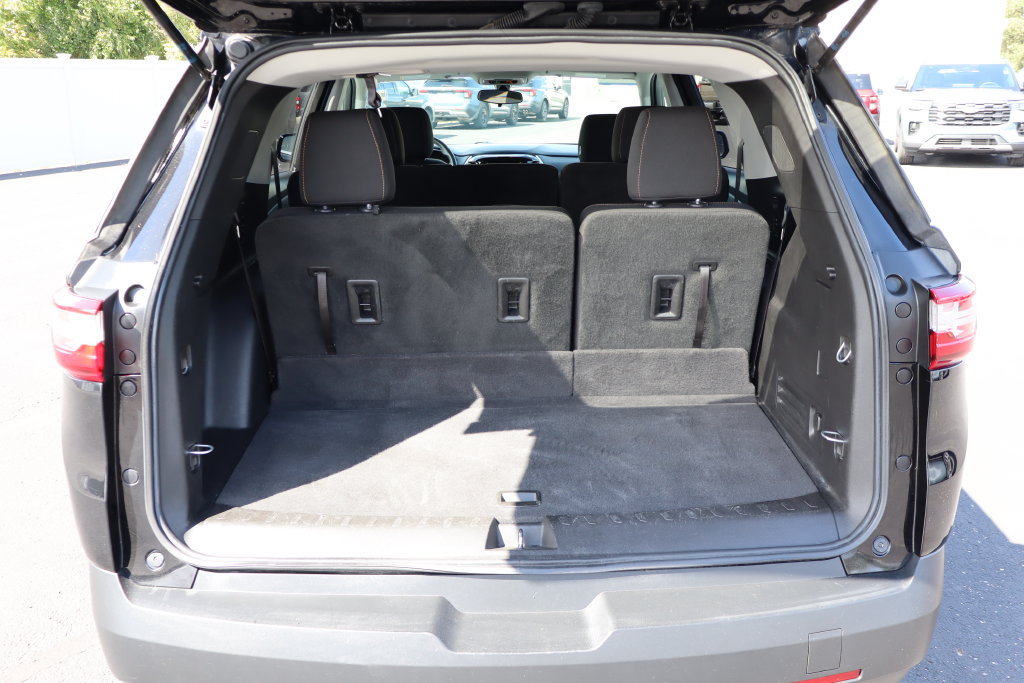 Used 2020 Chevrolet Traverse LS AWD/4WD image 20