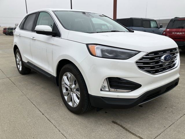 Certified 2024 Ford Edge Titanium w/ Equipment Group 301A image 9