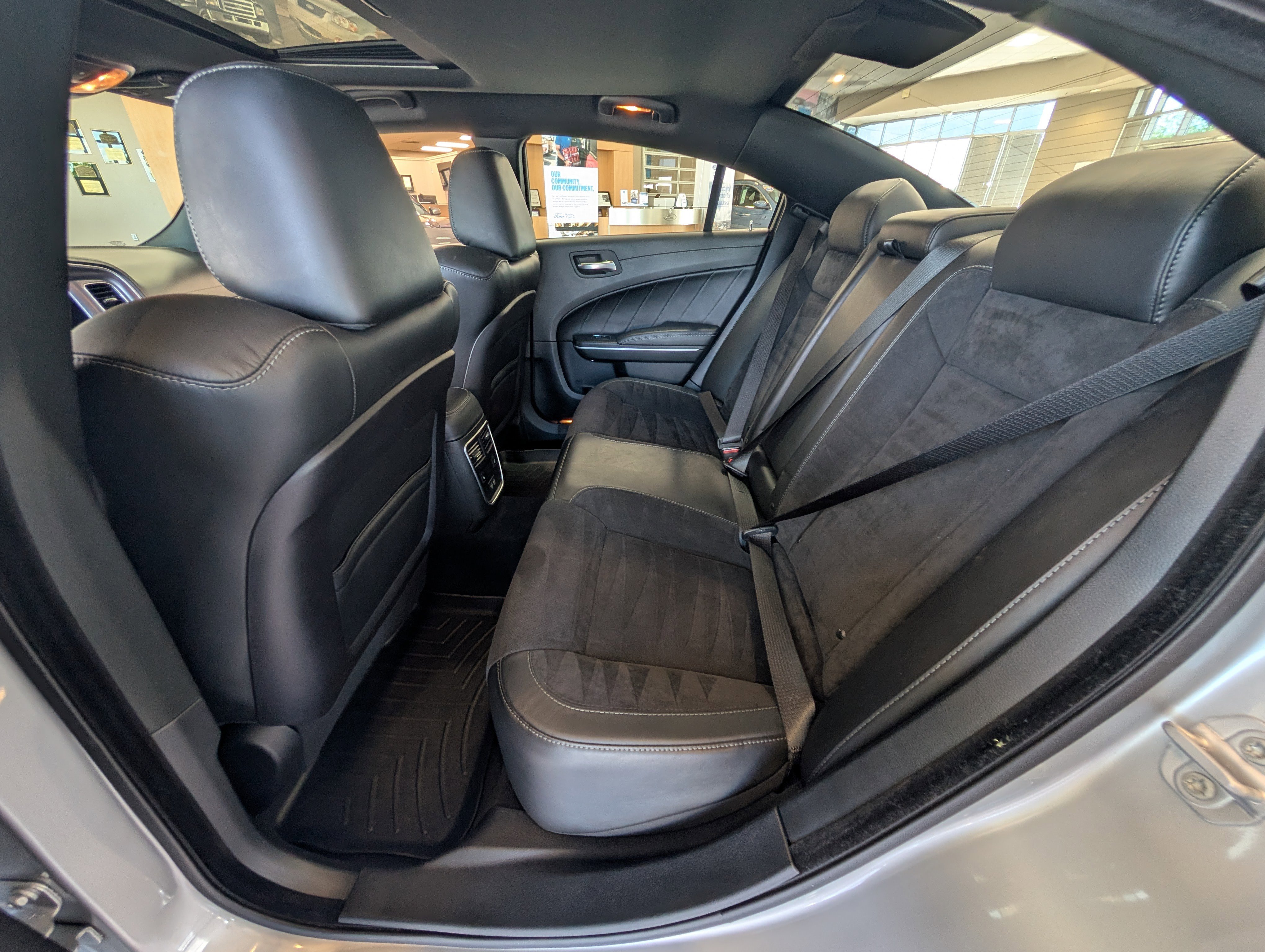 Used 2020 Dodge Charger Scat Pack w/ Plus Group RWD image 12