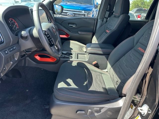 Used 2025 Nissan Frontier PRO-4X AWD/4WD image 16