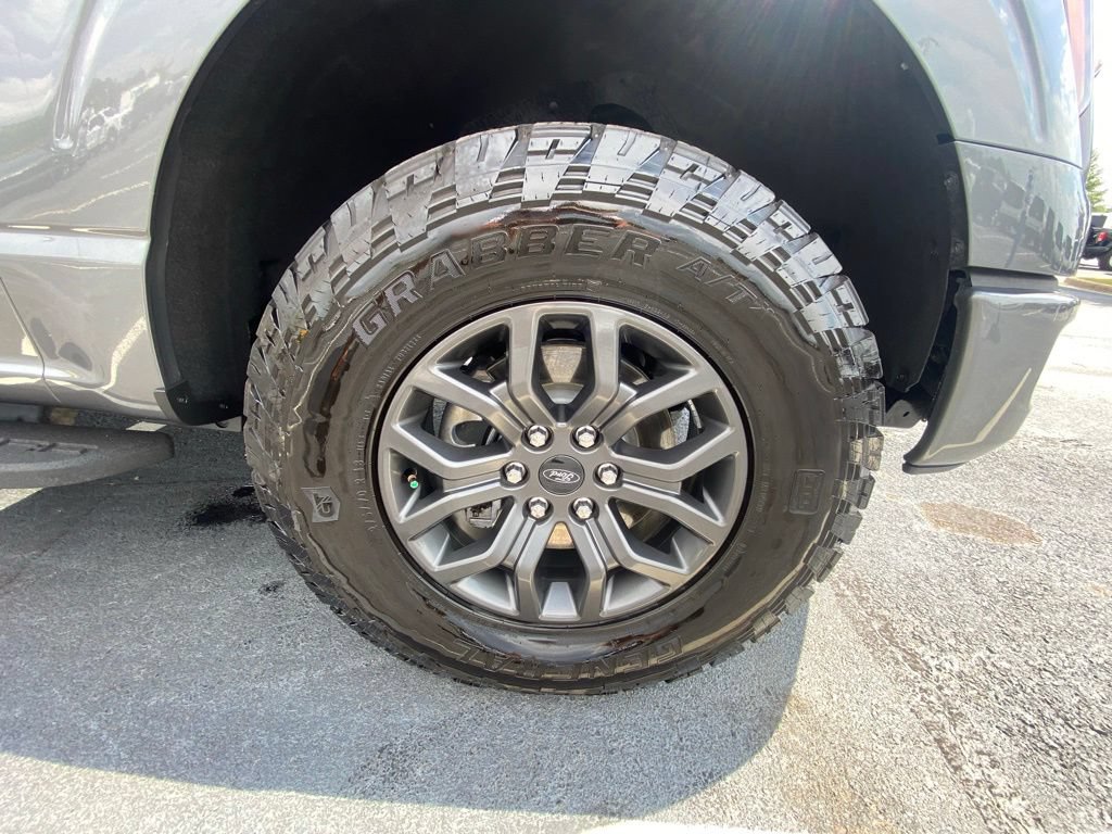 Certified 2025 Ford F150 Tremor AWD/4WD image 28