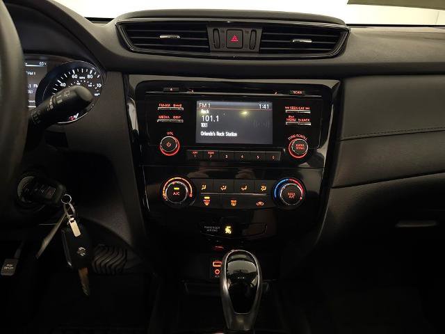 Used 2017 Nissan Rogue S w/ S Appearance Package image 24