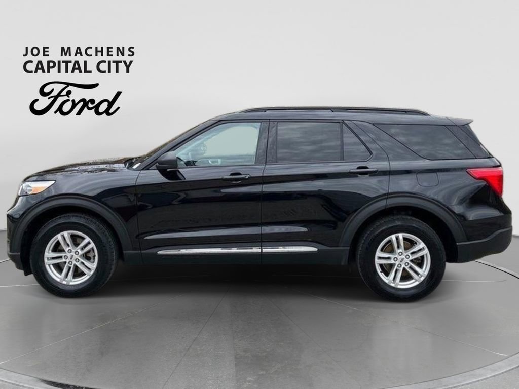 Certified 2023 Ford Explorer XLT w/ Equipment Group 202A AWD/4WD image 5