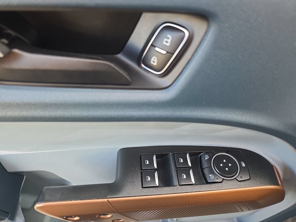 Certified 2022 Ford Maverick Lariat FWD image 19