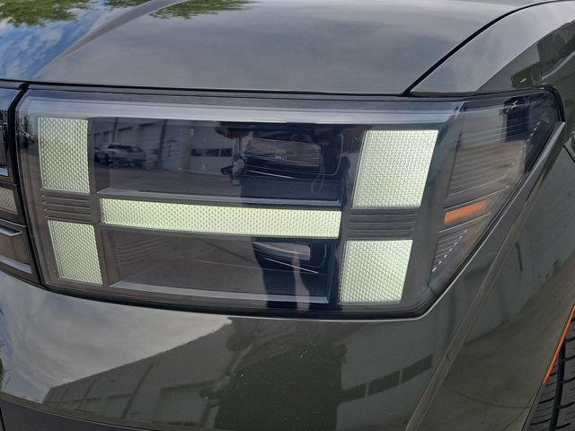 Used 2025 Hyundai Santa Fe Limited AWD/4WD image 29