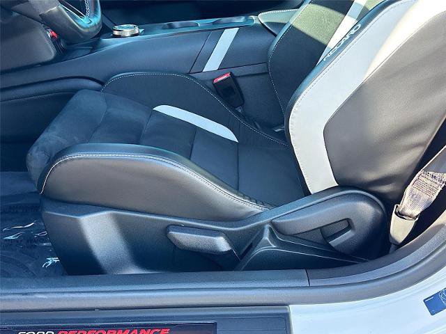 Certified 2022 Ford Mustang Shelby GT500 w/ Carbon Fiber Track Pack RWD image 21