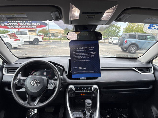 Used 2023 Toyota RAV4 XLE AWD/4WD image 21