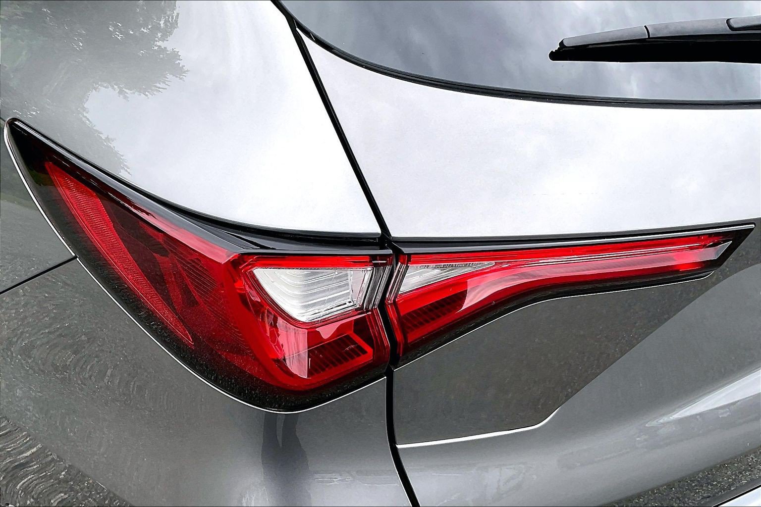 Used 2024 Acura MDX w/ Technology Package AWD/4WD image 30