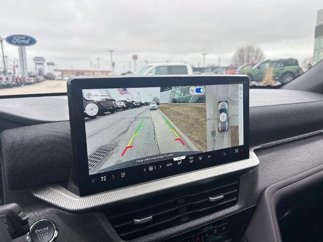 Certified 2025 Ford Explorer Platinum w/ LUX Leather Package image 28